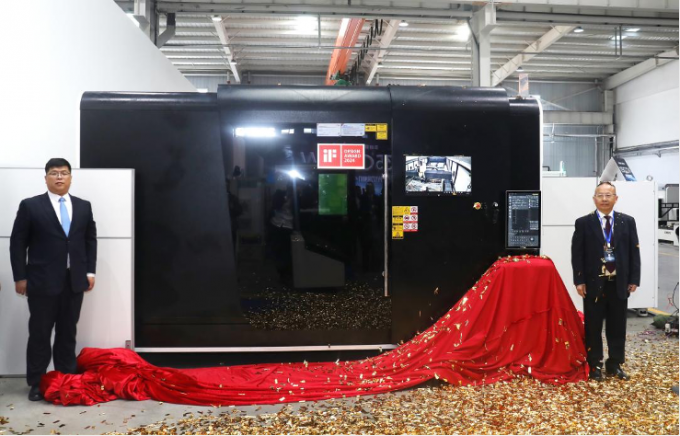 latest company news about Global Debut | G·WEIKE and BWT Unveil 135kW Laser Cutting Machine, Revolutionizing Ultra-Thick Plate Processing  7