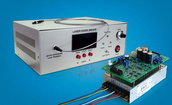 Porcellana Compatto Design KS / LD 220V serie KB con TEC raffreddamento e riscaldamento diodo Laser Driver fabbrica 