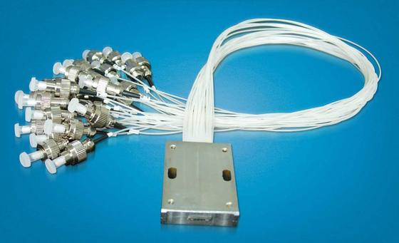 China Angepasste V - groove-Faser Array KCTP-32 für medizinische Zwecke, Druck, CTP Exporteur 
